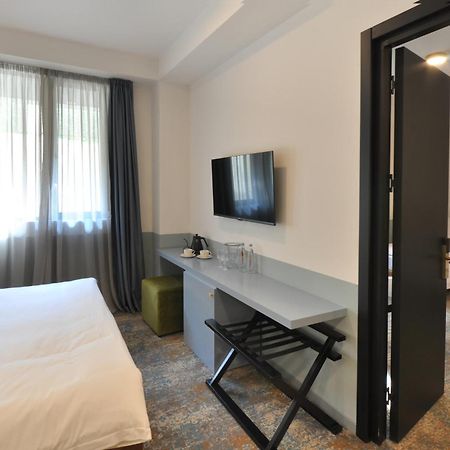 Castor & Pollux Hotel Tbilisi Esterno foto